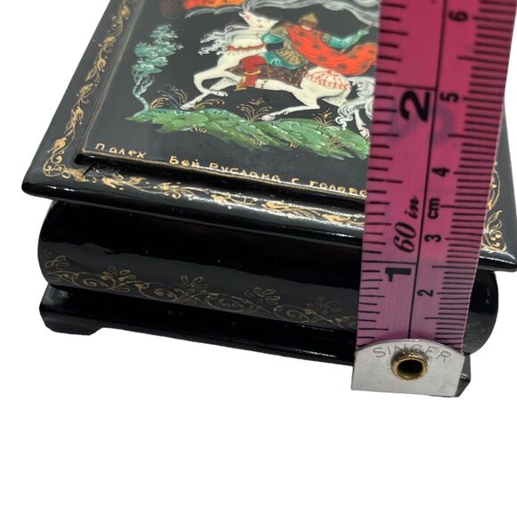 Russian Trinket Box Kholui Lacquer Wood Ruslan & Ludmila USSR Cold War Gift - Picture 15 of 16